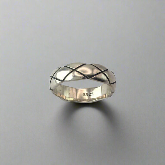 Sterling Silver Crosshatch Vintage Design Ring