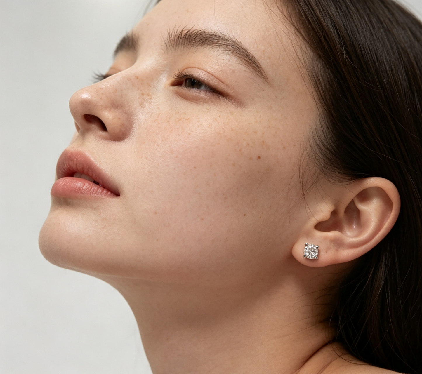 Sterling Silver Round Zircon Screw-Back Earrings