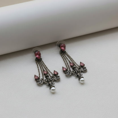 Hand Craft Victorian-style gothic chandelier earrings