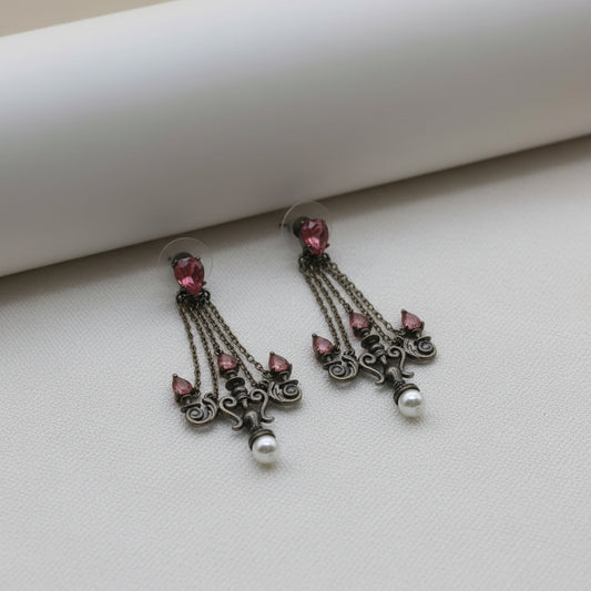 Hand Craft Victorian-style gothic chandelier earrings